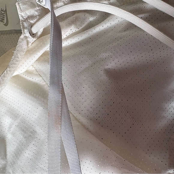 NIKE x SACAI sz M Gray White Pleated Back Windrunner Jacket 716917 Full Zip - Picture 15 of 16